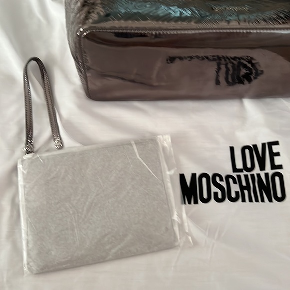 LOVE MOSCHINO metallic bag - Picture 9 of 9